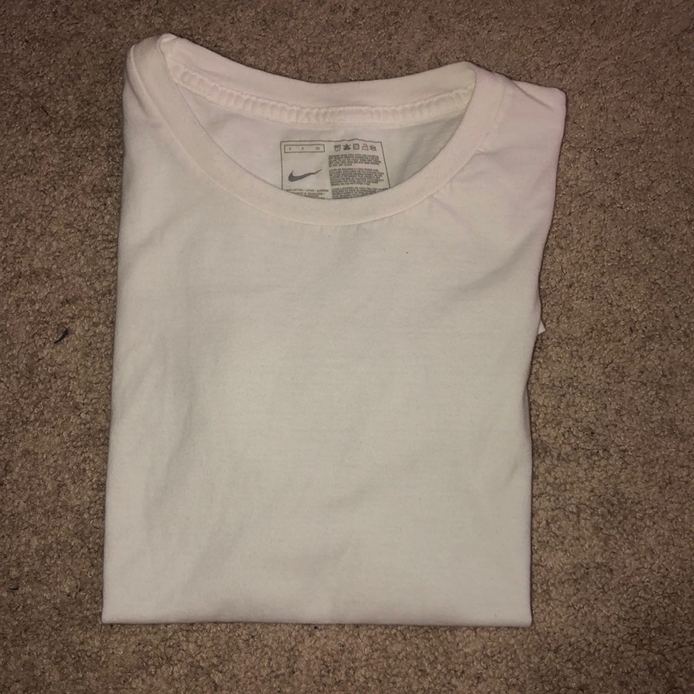 White Cottom Tee